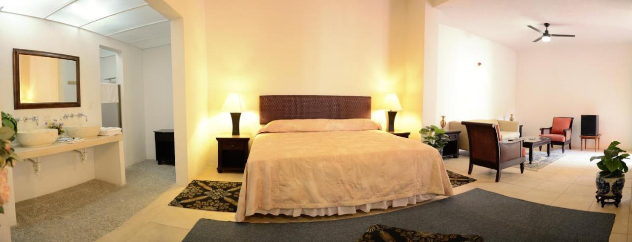 Hotel Mejorada Mérida Kültér fotó