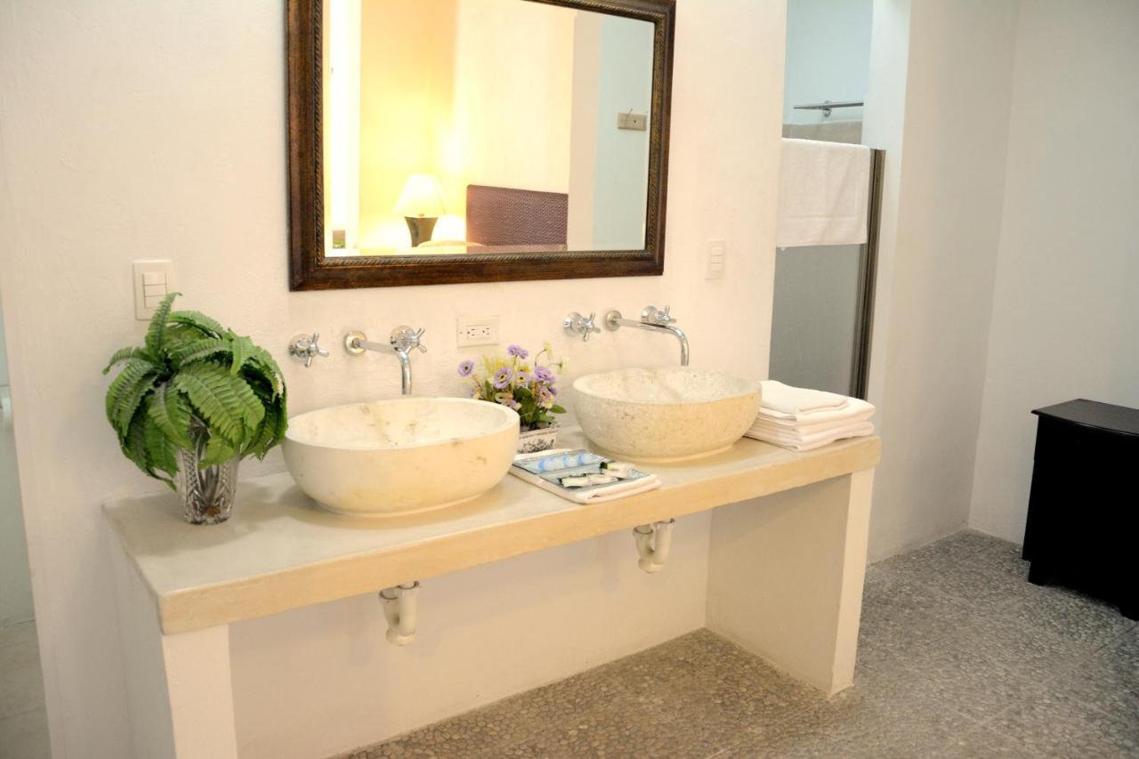 Hotel Mejorada Mérida Kültér fotó